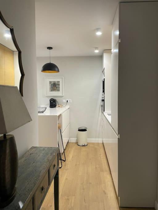 Apartamento Velarde-Maestranza Sevilha Exterior foto