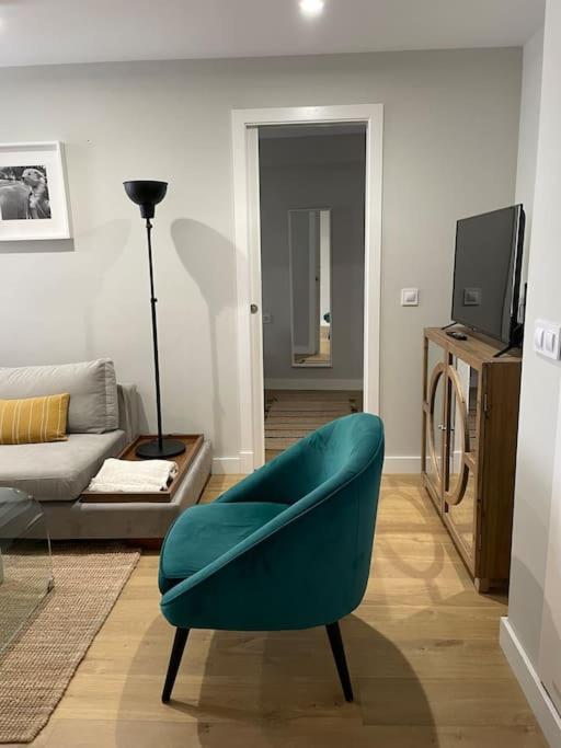 Apartamento Velarde-Maestranza Sevilha Exterior foto
