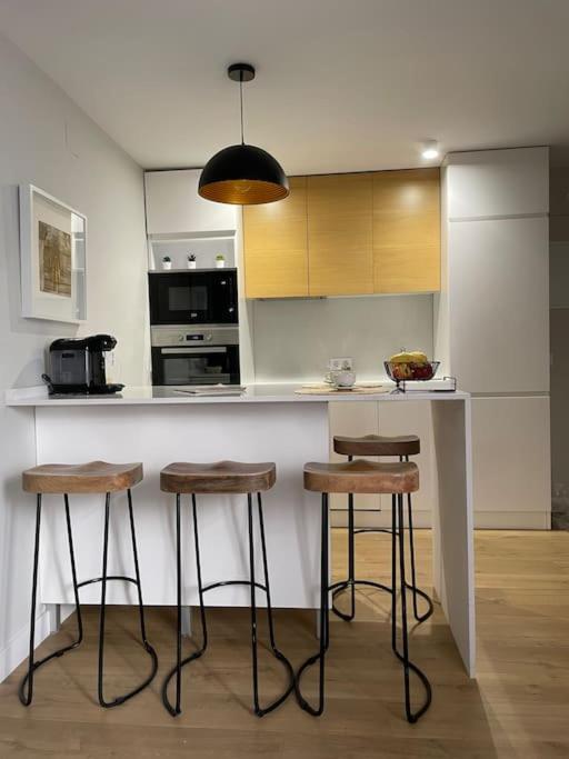Apartamento Velarde-Maestranza Sevilha Exterior foto